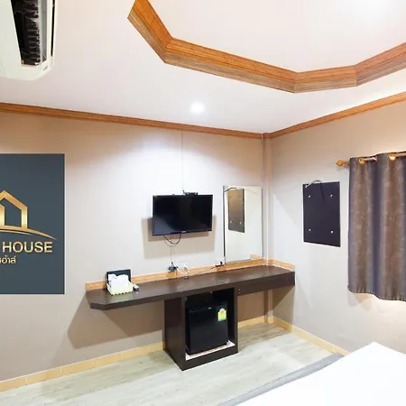 Golden House Hotel Sakaeo Sa Kaeo Exterior photo