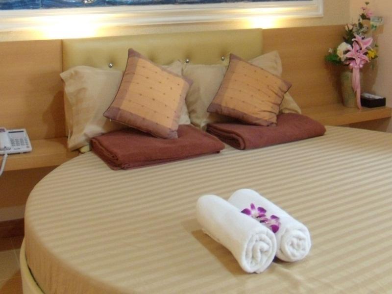 Hotel Golden House Sakaeo